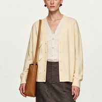 Nouvelle Arrivée 2026 – Cardigan Tricoté Femme Personnalisé Beige Col V Simple Boutonnage avec Poches Avant