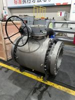 Vanne à boisseau sphérique en acier inoxydable avec volant CF8/CF8M Classe 150 / 300 / 600 / 800 / 1500 / 2500 / PN10 / PN16 / PN25 / PN40 / PN64