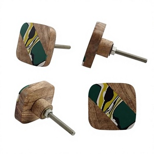 Perillas de Resina y Madera Hechas a Mano de Lujo para Gabinetes y Cajones, Diseños Personalizados Disponibles al Mejor Precio por MARCO INTERPRISES - Product Image 1