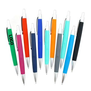 Stylo publicitaire pas cher en plastique avec logo imprimé par pulvérisation colorée, personnalisable pour hôtel - Product Image 1