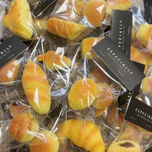 Nouveautés : Série de porte-clés miniatures en PU effet pâtisserie, jouet à presser super doux anti-stress, cadeau thérapeutique de bureau unisexe - Product Image 2