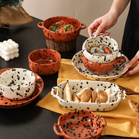 Service de table en porcelaine fine (Bone China) pour usage domestique, style américain, comprenant un ensemble de bols et assiettes, un bol à riz, un saladier et une assiette de table, au design créatif