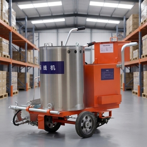 Machine de marquage routier automotrice professionnelle adaptée aux marquages de parkings/routeurs - Product Image 1