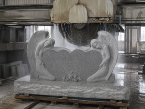 Monumentos de ángeles esculpidos en granito gris Union Stone, lápidas de ángeles, monumentos personalizados - Product Image 3