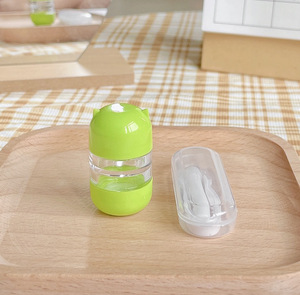 Thiết kế mới kích thước nhỏ du lịch đầy màu sắc xách tay đôi bên dễ thương Mini kép liên hệ với ống kính Trường hợp sử dụng hàng ngày hộp nhựa với <span class=keywords><strong>clip</strong></span> - Product Image 6