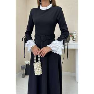 Robe de soirée élégante noire coupe trapèze avec manches plissées, taille naturelle, manches longues, tenue de cérémonie - Product Image 2