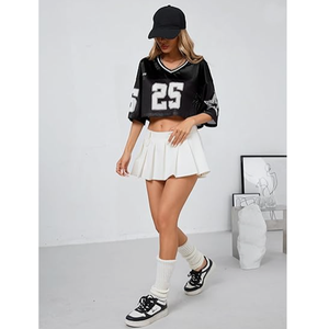 Camiseta corta clásica <span class=keywords><strong>de</strong></span> fútbol <span class=keywords><strong>americano</strong></span> personalizada para mujer, camisetas <span class=keywords><strong>de</strong></span> gran tamaño con cuello <span class=keywords><strong>de</strong></span> pico para chicas adolescentes, camisetas informales - Product Image 4