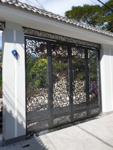 Puerta de Hierro de Estilo Francés de Lujo Hecha en Vietnam con Material de Acero Duradero - Product Image 5