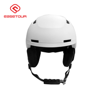 Casque de ski à double structure moulée