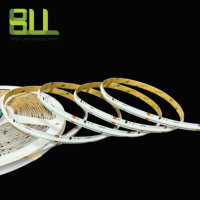 Bande LED COB Pixel RGBW 784Led/m Bande LED COB adressable Contrôle intelligent Bande LED colorée