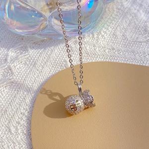 Collar de acero de titanio de moda al por mayor, collar de acero inoxidable simple, collar de perlas de mariposa de doble capa de circón para mujer - Product Image 3