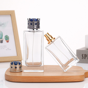 Flacone di Profumo Vuoto in Vetro Trasparente di Lusso Quadrato con Atomizzatore 30ml 50ml 100ml, Tappi a Corona e Stampa Serigrafica Personalizzata a Colori - Product Image 2