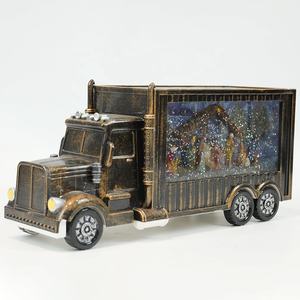 Nouveauté : Camion de Noël en plastique avec crèche, vintage, musical, éclairé par LED, globe à neige de Noël à vendre - Product Image 2