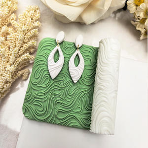 रैखिक तरंग बनावट के साथ नरम मिट्टी मोल्ड रैखिक तरंग बनावट प्रभाव के लिए रोलर उच्च-परिशुद्धता डिजाइन के लिए आदर्श - Product Image 3