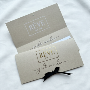 Cartes-cadeaux élégantes personnalisées avec estampage à chaud en feuille d'or, bons de réduction en papier de luxe avec ruban pour studio de bien-être et salon de spa - Product Image 3