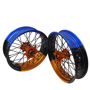 Juego de Ruedas Supermoto CNC 7116-T6 de Aluminio de 17 Pulgadas en 4 Colores para <span class=keywords><strong>KTM</strong></span> EXC SXF, Piezas de Motocicleta Todoterreno, Llantas, Juegos de Llantas - Product Image 2