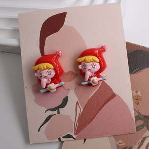 Encantos de resina de dibujos animados The Wolf and Little Red Riding Hood House Flower Diy Decoración para la caja del teléfono - Product Image 6