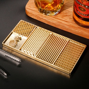 Bandeja de hielo de latón, placa para estampar cubos de hielo para whisky y cócteles, accesorios modernos para barman - Product Image 4