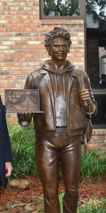 Estatua conmemorativa de Carlo <span class=keywords><strong>Acutis</strong></span>, escultura de bronce de tamaño real personalizada, regalo religioso para iglesia, estatuilla católica de jardín al aire libre - Product Image 5