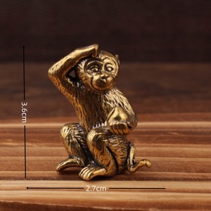 Figurita de mono de latón con melocotón, decoración del hogar de estilo chino, escultura de animales, adorno dorado para uso en interiores - Product Image 4