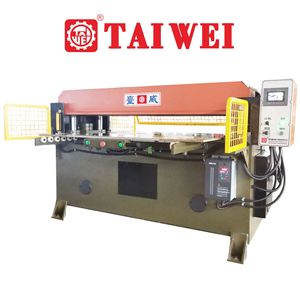 Presse à découper et à poinçonner hydraulique de précision à quatre colonnes pour cuir et chaussures (35T) avec moteur 3 CV, composants d'engrenage, multivoltagée - Product Image 2