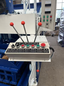 Mesin blok berjalan mudah dioperasikan, mesin blok semen ponsel JMQ-10A mesin blok peletak telur kapasitas besar - Product Image 6