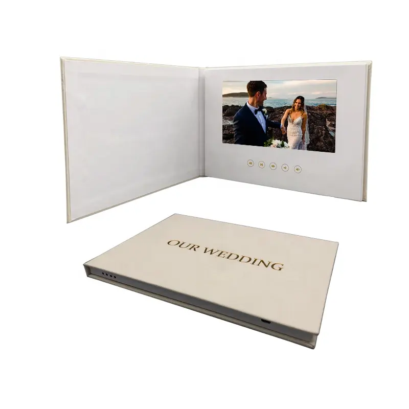 カスタマイズされた結婚式の招待カード7インチのビデオディスプレイ結婚式のビデオアルバム