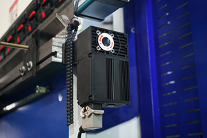 Máy Uốn Kim Loại Tấm 100 Tấn X3200mm Phanh Báo Chí NC Thủy Lực - Product Image 3