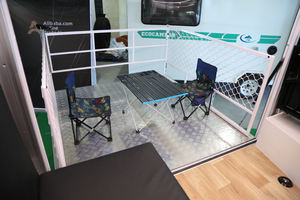 Ecocampor Compact Petit Jouet Hauler pour Transporter des Motos avec Rampe Canapé-Lit Cuisine Intérieure LED Lumières - Product Image 4