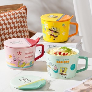 Bol à nouilles instantanées <span class=keywords><strong>en</strong></span> <span class=keywords><strong>céramique</strong></span> de dessin animé Bob l'éponge avec cuillère et couvercle, ensemble de vaisselle pour les foyers et les cadeaux d'anniversaire - Product Image 1