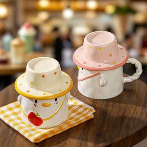 <span class=keywords><strong>Mug</strong></span> mignon en forme de petit canard dessiné à la main, tasses de couple avec couvercles, tasses à eau pour la maison, tasses en céramique amusantes, cadeaux culturels et créatifs - Product Image 3