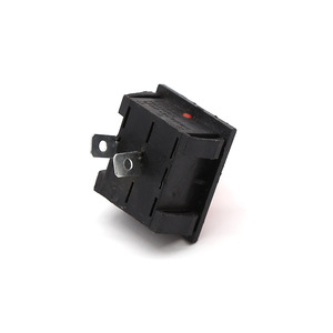 Interruptor basculante de plástico 2500 20A para generadores de gasolina - Product Image 3