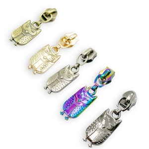 ตัวดึงซิปแบบกำหนดเอง, ตัวดึงซิปตกแต่งเสื้อผ้าแฟชั่น - Product Image 3