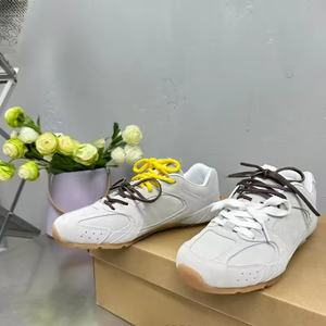 Nouvelles baskets de sport décontractées tendance de haute qualité, originales, en cuir véritable et maille respirante, pour l'hiver, le printemps et l'automne 2026 - Product Image 1