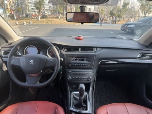 2014 Peugeot 408 1.8L Schaltgetriebe Geräumige Familien-Limousine <span class=keywords><strong>Standard</strong></span> ESP & 6 Airbags Zuverlässig & Kostengünstig - Product Image 6