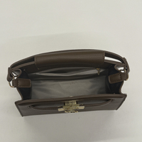 Sac à main structuré noir pour femme - Élégant fermoir à anneau doré, cuir PU texturé, sac bandoulière convertible