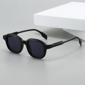 TR8061 Retro Polygonal <b>Sunglasses</b> For Women UV400 Protection <b>Small</b> <b>Frame</b> Street Style Fashionable Black TR Material - Product Image 2