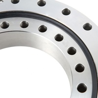 Roulement d'orientation à rouleaux croisés à une rangée de panneaux solaires Grues à flèche articulée pour excavateur Roulements à anneau d'orientation sans engrenage