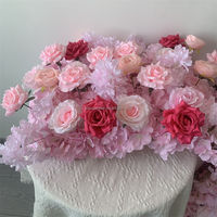 B-1438 Hochwertige Handgefertigte Seiden-Rote Rosa Rosen Künstliche Blumen Hochzeit Valentinstag Moderne Blumenarrangements Rosenreihe