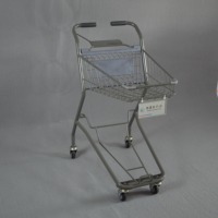 Chariot à roulettes silencieuses avec cadre en acier, options de finition antirouille, roues en PU de 3 pouces, compartiment supérieur et panier de plateforme inférieure