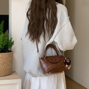 Mini Women's Handbag Horizontal <b>Square</b> Magnetic Buckle Zippered Pocket Tassel Decoration Spring 2025 Everyday Use H8968 - Product Image 2