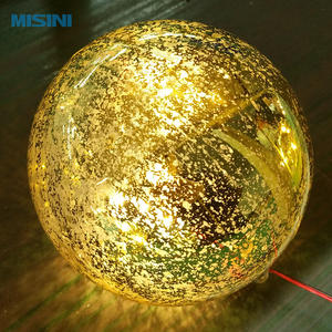 Chaud rouge jaune vacances lumineux noël illuminé suspendu led allumer des boules <span class=keywords><strong>de</strong></span> lueur <span class=keywords><strong>de</strong></span> verre pour la décoration d'arbre - Product Image 1