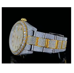 Elegante Reloj de Acero Inoxidable con Movimiento de Cuarzo y Diamantes Moissanite para Hombre, Atractivo y Lujoso para Uso Diario y Formal - Product Image 6