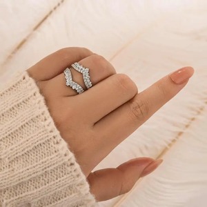 Anillo de Moissanita 925 de Alta Demanda con Baño de Oro Blanco y Amarillo, Anillo de Eternidad Completa para Boda y Aniversario para Mujer - Product Image 6