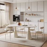 Ensemble d'extérieur moderne, table et chaise de salle à manger 8 places confortables, peu encombrantes pour la maison,