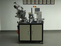 Mesin Pembuat Baterai Lithium Ion untuk Label Stiker Baterai Mesin Pelabelan Baterai Otomatis