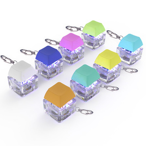Tùy chỉnh LED Keycaps chuyển đổi Keychain trống giải nén Bàn phím bồn chồn đồ chơi nút căng thẳng cứu trợ Quà Tặng - Product Image 1