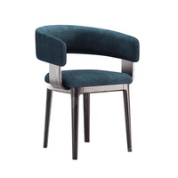 Chaise de salle à manger rembourrée au design moderne BST avec dossier incurvé, pieds en bois de frêne, tissu en cuir, pour la maison ou l'hôtel