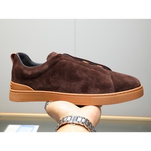 Zapatillas Bajas de Gamuza Minimalistas para Hombre, Zapatos Casuales Cómodos para el Trabajo, Viajes y Caminatas, con Forro Transpirable - Product Image 2