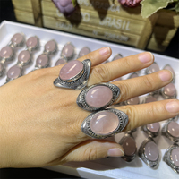 Prix de gros Bagues en cristal Bagues en quartz rose naturel Bagues en quartz rose pour cadeaux